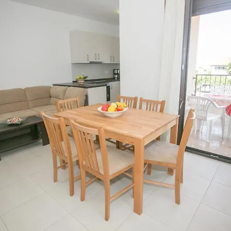 Guest house Sara 3*