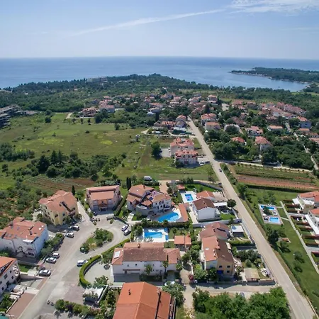 Sara 3* Porec