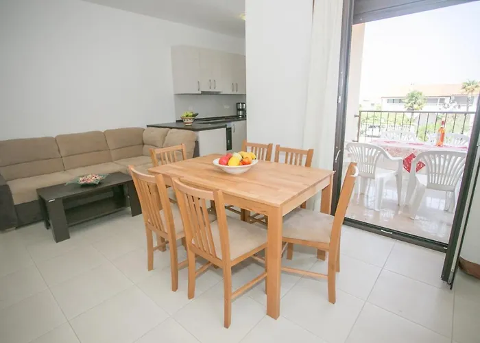 בית הארחה Sara 3*